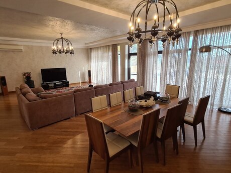 6-комн. дом/дача - пос. Нардаран - 400 м²