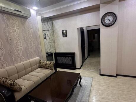 2 otaqlı yeni tikili - 8-ci mikrorayon q. - 68 m²