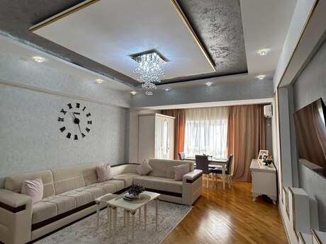 2-комн. · 70 m² · 17/17 этаж, Həzi Aslanov