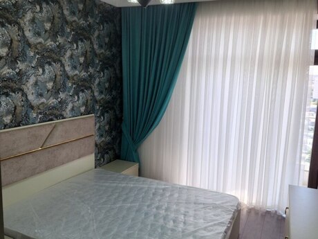 2-комн. новостройка - м. 8 ноября - 70 м²