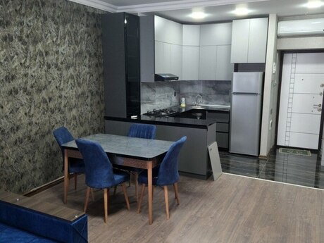 2-комн. новостройка - м. 8 ноября - 70 м²