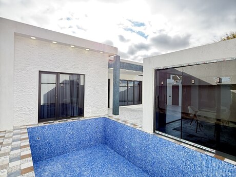 4 otaqlı həyət evi/bağ evi - Şüvəlan q. - 160 m²