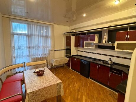 3 otaqlı yeni tikili - Elmlər Akademiyası m. - 175 m²