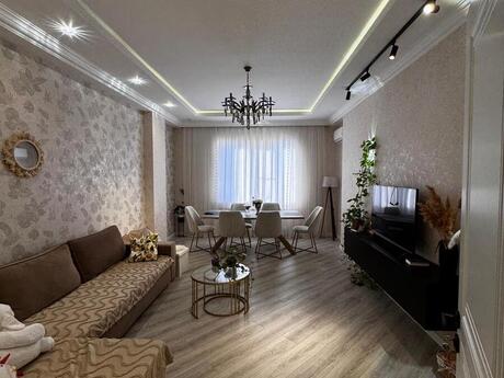 3 otaqlı yeni tikili - Yeni Günəşli q. - 130 m²