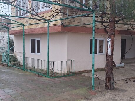 8 otaqlı həyət evi, 300 m², Fatmayı: 250 000 ₼ 2