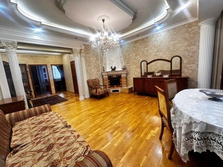 3 otaqlı mənzil, 112 m², İnşaatçılar: 300 000 ₼ 2