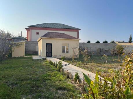 4 otaqlı həyət evi/bağ evi - Görədil q. - 220 m²