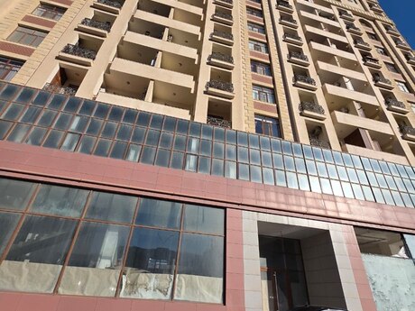 Объявление №5827225 - Баку, м. Шах Исмаил Хатаи, 2200 м²