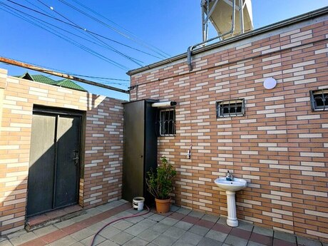 4 otaqlı həyət evi/bağ evi - Masazır q. - 90.7 m²