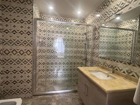 4-room apartment for rent, 200 m², Ağ şəhər: 2 800 ₼/mo 5