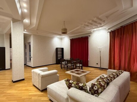 3 otaqlı yeni tikili - Nəsimi r. - 175 m²