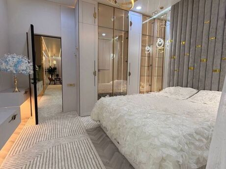 Elan №5827381 - Bakı, 28 May m., 2 otaqlı, 70 m², 5/16 mərtəbə