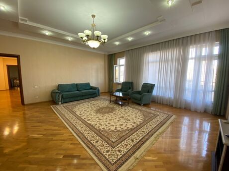 Объявление №5822483 - Баку, м. Сахил, 3-комн., 150 м², 5/17 этаж
