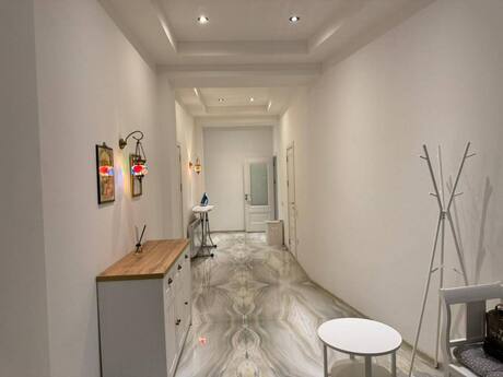 4 otaqlı yeni tikili - Ağ şəhər q. - 170 m²