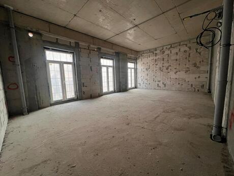4 otaqlı yeni tikili - Ağ şəhər q. - 145 m²