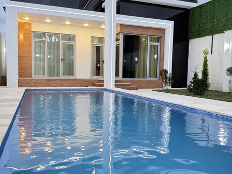 4 otaqlı həyət evi/bağ evi - Mərdəkan q. - 170 m²