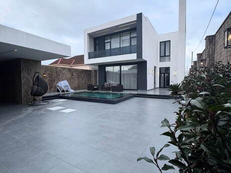 4 otaqlı həyət evi/bağ evi - Mərdəkan q. - 250 m²
