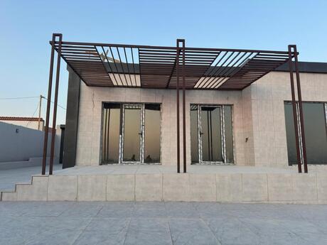 5 otaqlı həyət evi/bağ evi - Novxanı q. - 155 m²