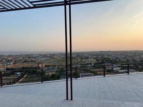 5 otaqlı həyət evi/bağ evi - Novxanı q. - 155 m²