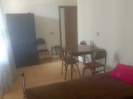 2 otaqlı köhnə tikili - İnşaatçılar m. - 50 m²