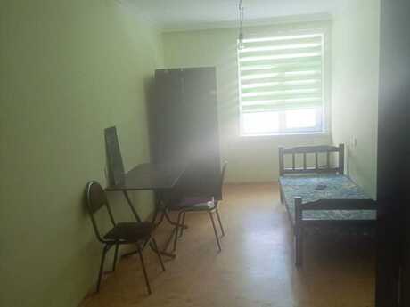 2 otaqlı köhnə tikili - İnşaatçılar m. - 50 m²