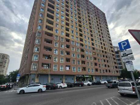 3 otaqlı yeni tikili - 8-ci mikrorayon q. - 106.6 m²