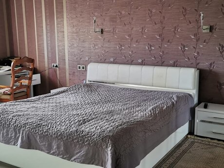 4 otaqlı yeni tikili - Elmlər Akademiyası m. - 170 m²