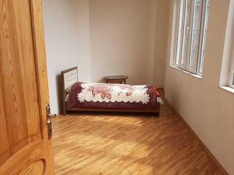 6 otaqlı mənzil, 240 m², Sahil: 520 000 ₼ 5