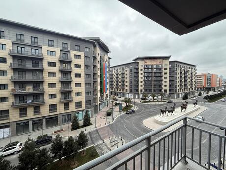 Elan №5829221 - Bakı, Ağ şəhər q., 4 otaqlı, 140 m²