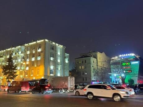 3 otaqlı köhnə tikili - Elmlər Akademiyası m. - 85 m²