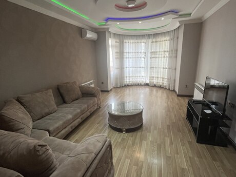 3 otaqlı mənzil, 100 m², 8 Noyabr: 265 000 ₼ 3