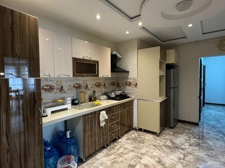 3 otaqlı mənzil, 100 m², 8 Noyabr: 265 000 ₼ 5