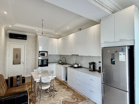 3-комнатная квартира, 136 м², Koroğlu: 420 000 ₼ 5
