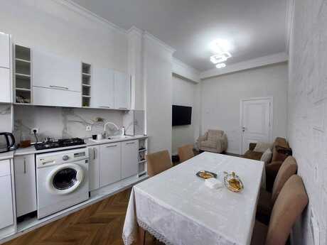 3 otaqlı yeni tikili - Nizami m. - 80 m²