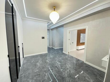 4 otaqlı yeni tikili - Şah İsmayıl Xətai m. - 172 m²