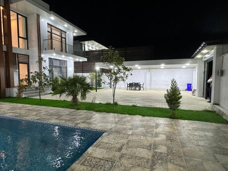 5 otaqlı həyət evi/bağ evi - Buzovna q. - 400 m²