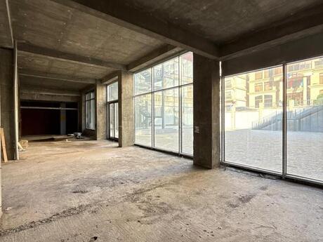 Obyekt - Elmlər Akademiyası m. - 950 m²