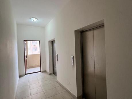 1 otaqlı yeni tikili - Bakıxanov q. - 54 m²