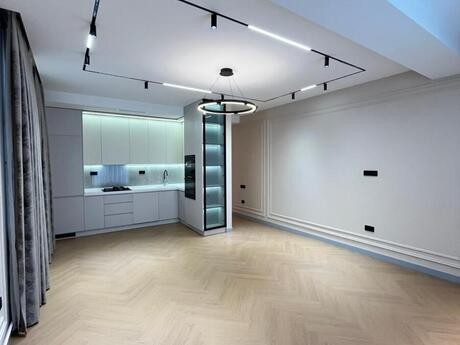 4 otaqlı yeni tikili - 28 May m. - 118 m²