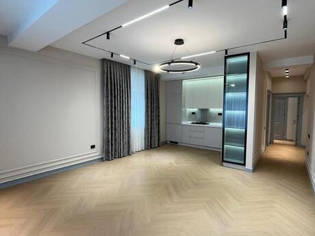 4 otaqlı yeni tikili - 28 May m. - 118 m²