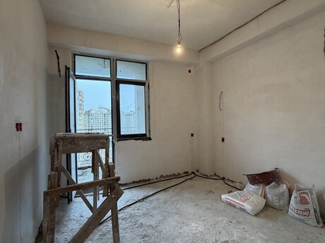 3 otaqlı yeni tikili - 28 May m. - 81 m²