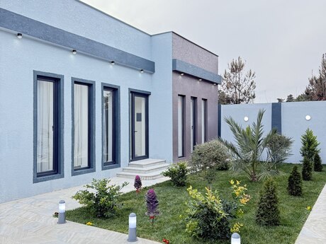 4 otaqlı həyət evi/bağ evi - Şüvəlan q. - 160 m²