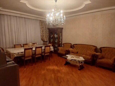 3 otaqlı yeni tikili - Azadlıq Prospekti m. - 138 m²