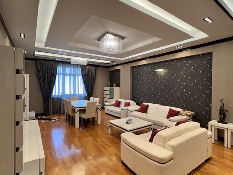 4 otaqlı yeni tikili - Elmlər Akademiyası m. - 222 m²