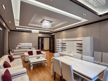 4 otaqlı yeni tikili - Elmlər Akademiyası m. - 222 m²