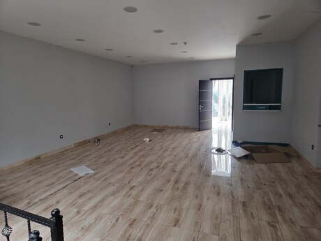 Obyekt - Azadlıq Prospekti m. - 140 m²