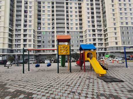 4 otaqlı yeni tikili - Xalqlar Dostluğu m. - 180 m²