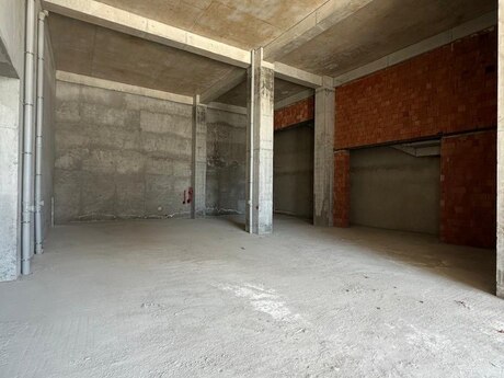 Obyekt - Şah İsmayıl Xətai m. - 301 m²