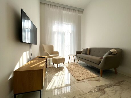 Elan №5832002 - Bakı, Ağ şəhər q., 3 otaqlı, 65 m², 5/7 mərtəbə