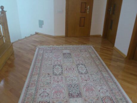 8 otaqlı həyət evi/bağ evi - Badamdar q. - 400 m²